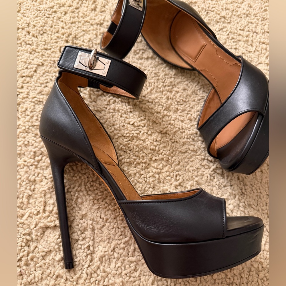 Givenchy High Heeled Sandals in Black - Picture 4 of 7